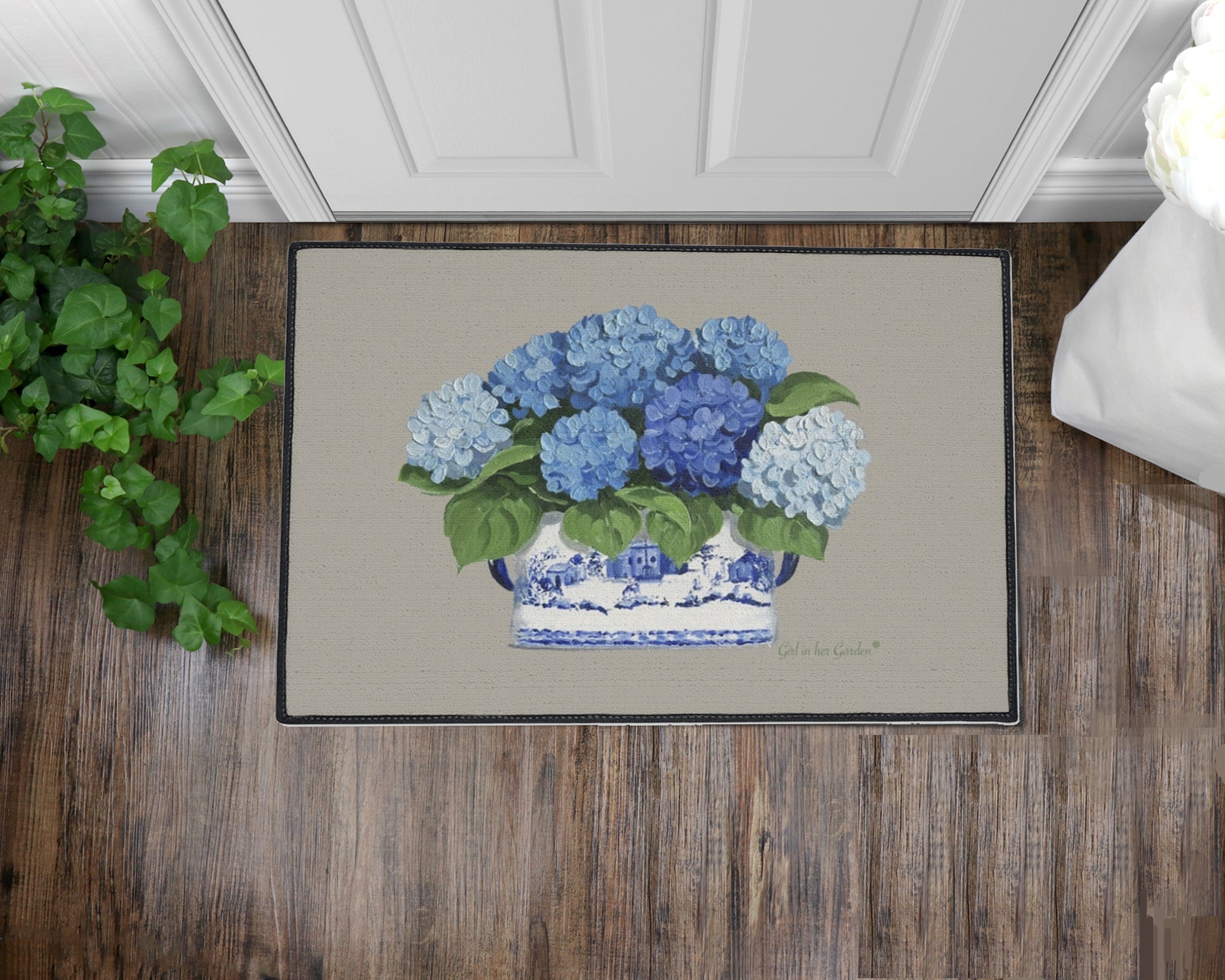 Heavy Duty Indoor Outdoor Floor Mat, Blue Hydrangeas Chinoiserie Foot –  Girl in her garden, image size:2000x1600