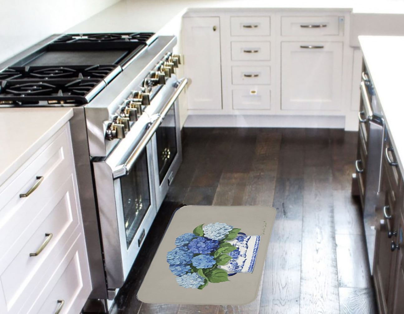 Blue Hydrangeas Chinoiserie Foot Planter Rubber Floor Mat