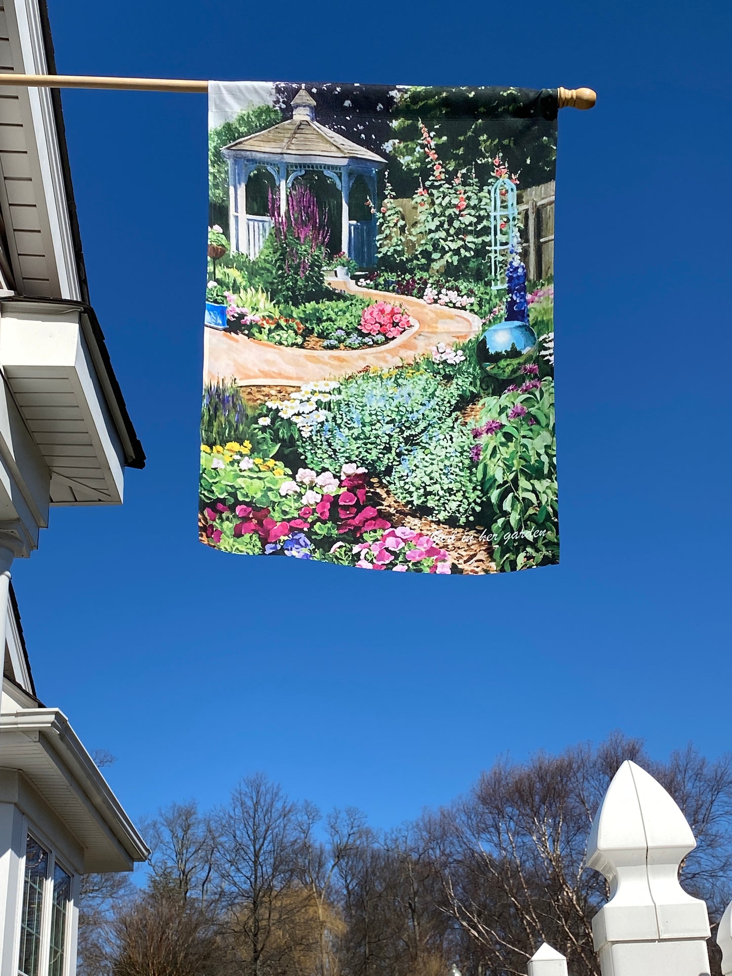 Painted Garden House Flag